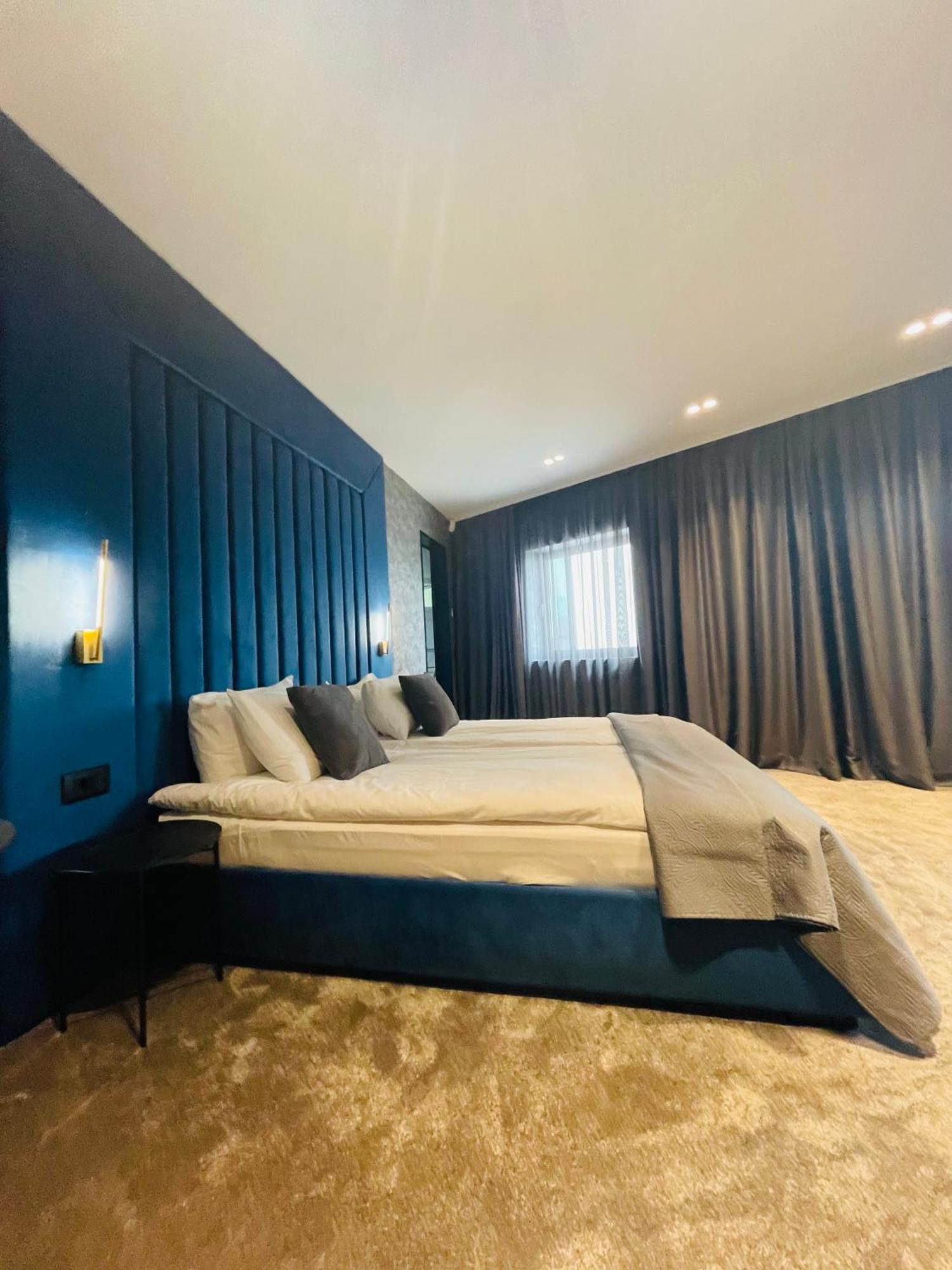 Lotus Luxury Rooms Varna Esterno foto